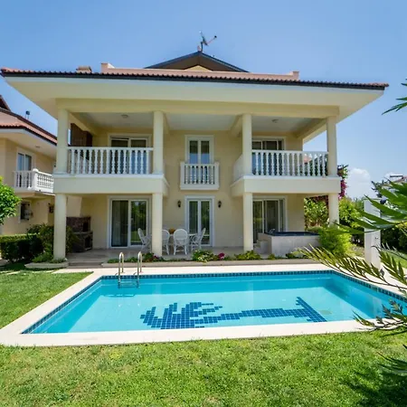 Seaside Residence, Villa Sar, Deniz Manzarali Fethiye Calis , 4 Yatak Odali ,8 Kisilik Muestakil Havuzlu Villa *