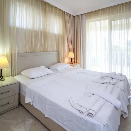 빌라 Seaside Residence, Villa Sar, Deniz Manzarali Fethiye Calis , 4 Yatak Odali ,8 Kisilik Muestakil Havuzlu Villa *
