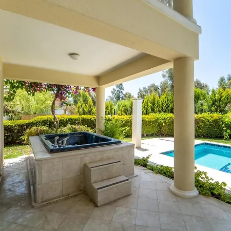빌라 Seaside Residence, Villa Sar, Deniz Manzarali Fethiye Calis , 4 Yatak Odali ,8 Kisilik Muestakil Havuzlu Villa 페티예