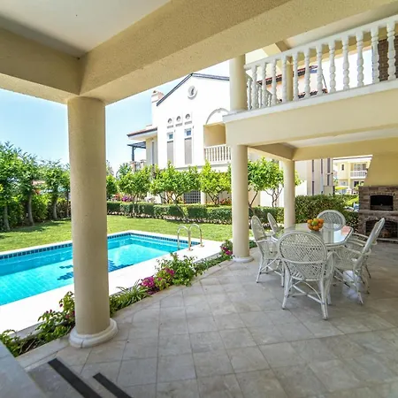 빌라 Seaside Residence, Villa Sar, Deniz Manzarali Fethiye Calis , 4 Yatak Odali ,8 Kisilik Muestakil Havuzlu Villa 페티예