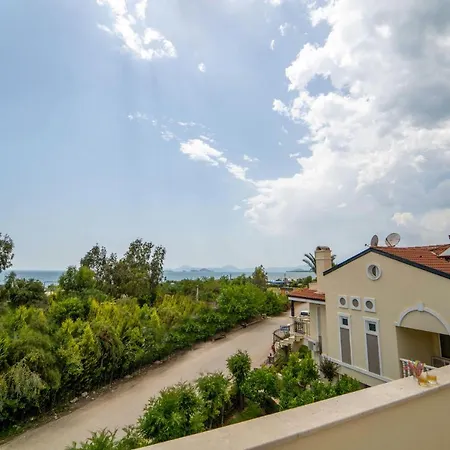 빌라 Seaside Residence, Villa Sar, Deniz Manzarali Fethiye Calis , 4 Yatak Odali ,8 Kisilik Muestakil Havuzlu Villa