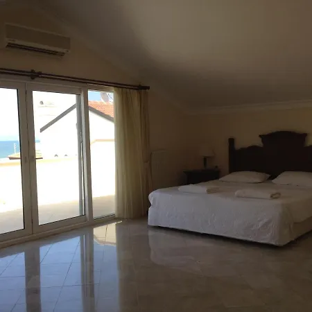 Seaside Residence, Villa Sar, Deniz Manzarali Fethiye Calis , 4 Yatak Odali ,8 Kisilik Muestakil Havuzlu Villa 빌라